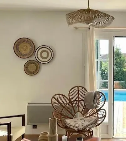 La Belle Vie Du Bassin Holiday home *