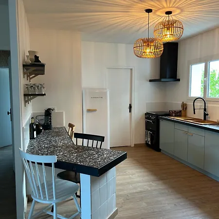La Belle Vie Du Bassin Holiday home