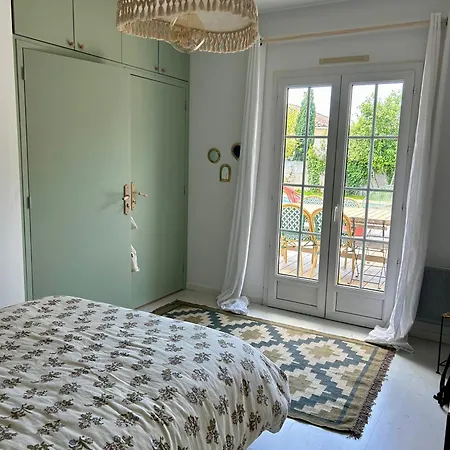 La Belle Vie Du Bassin Holiday home